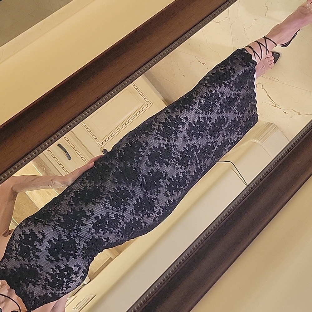 Hugo Buscati Elegant Black Lace Midi Dress, XS - Picture 4 of 16